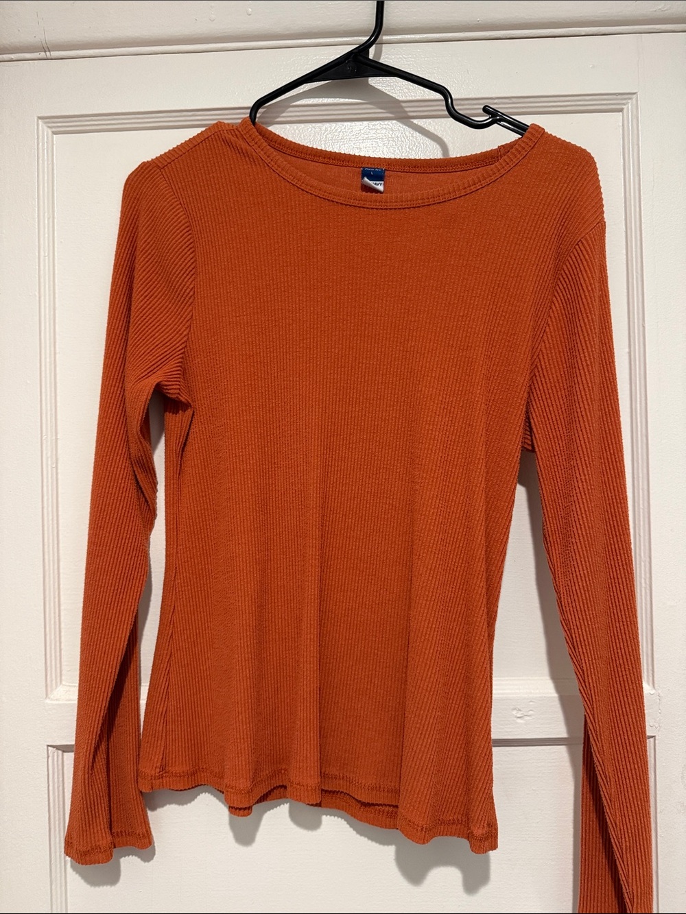 Old Navy Women's Ribbed Long Sleeve Tee in Burnt Orange